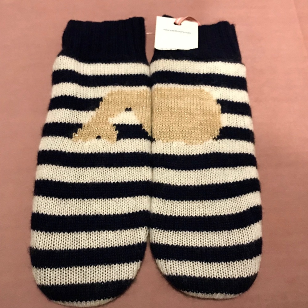 Host Pick - NWT - Vineyard Vines Striped Mittens